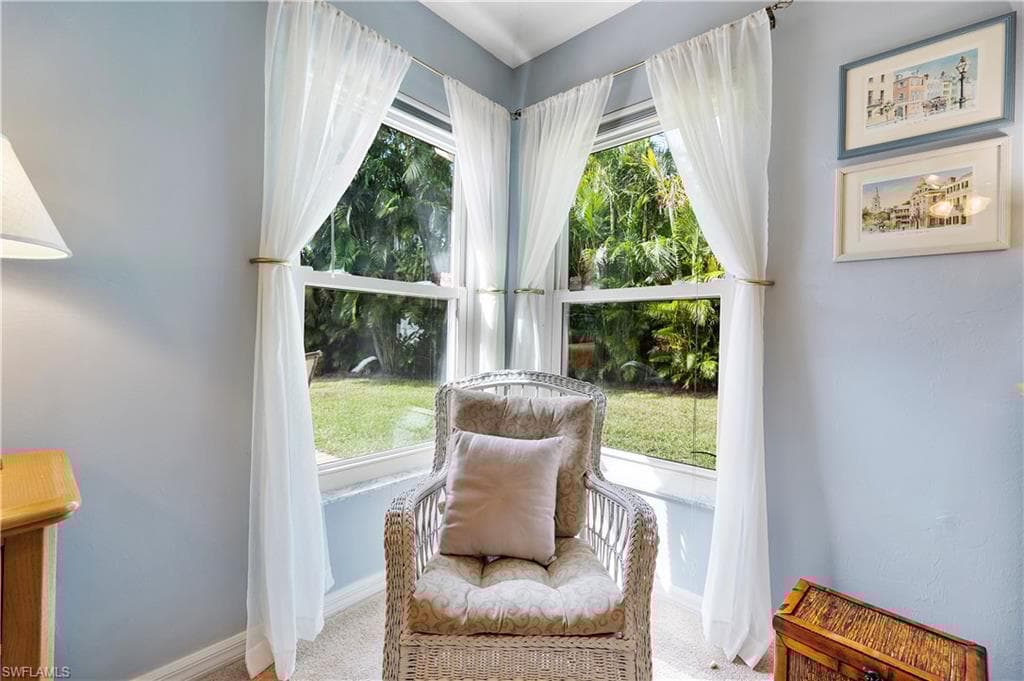 4591 Diploma Ct W, Lehigh Acres, FL 33971-16