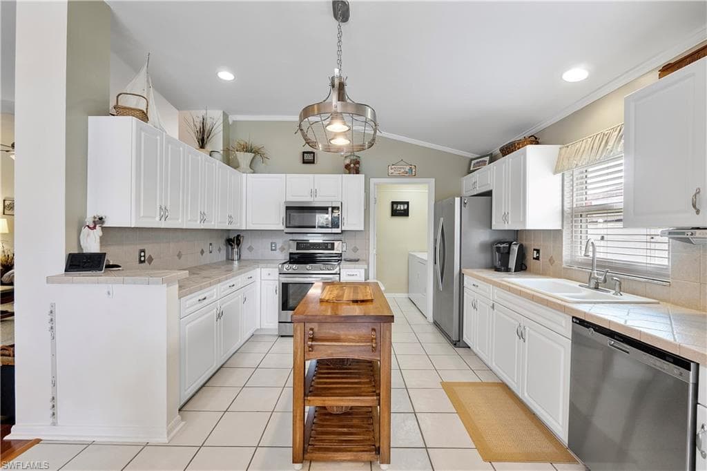 4591 Diploma Ct W, Lehigh Acres, FL 33971-21