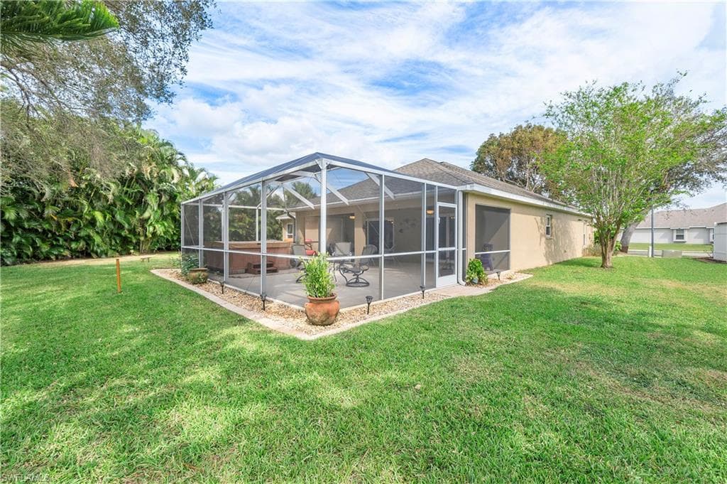 4591 Diploma Ct W, Lehigh Acres, FL 33971-27