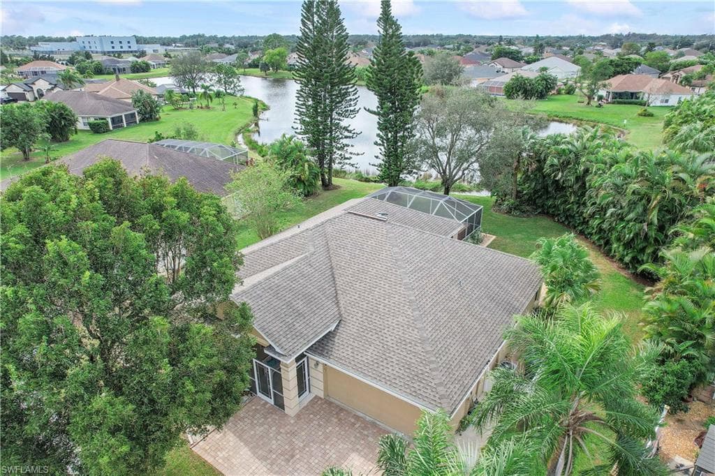 4591 Diploma Ct W, Lehigh Acres, FL 33971-5
