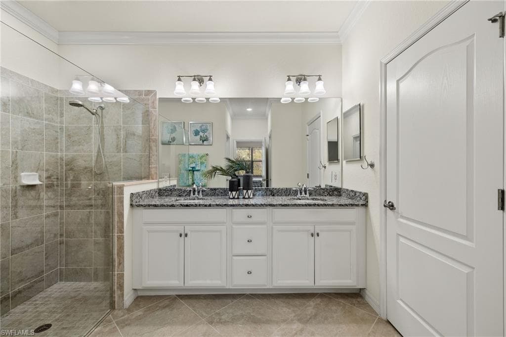 1586 Marton Ct, Naples, FL 34113-16