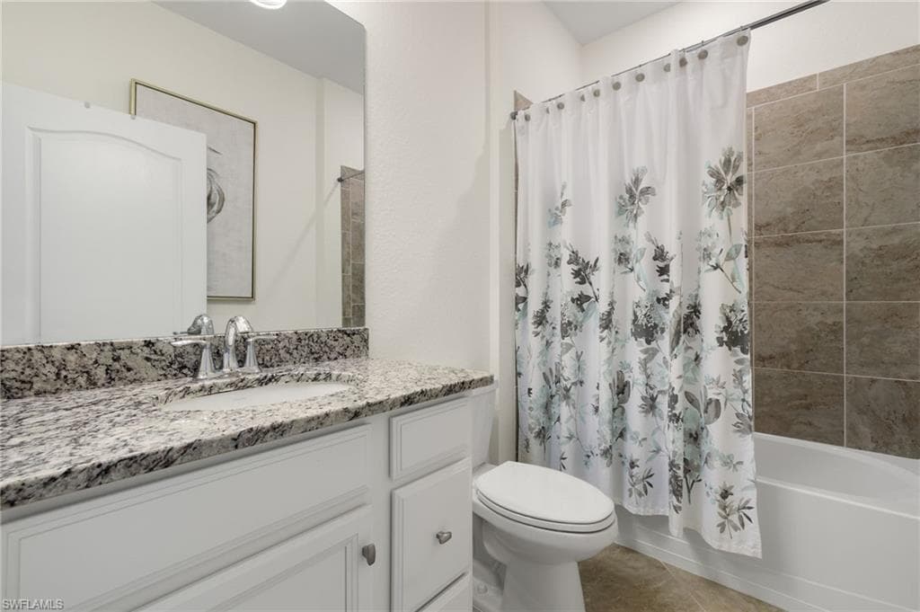 1586 Marton Ct, Naples, FL 34113-19