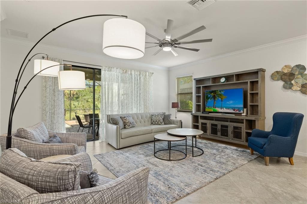 1586 Marton Ct, Naples, FL 34113-6
