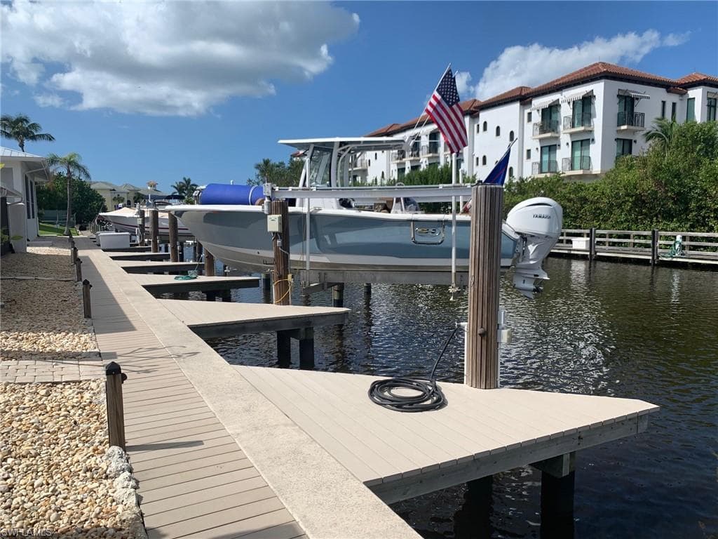 1425 Curlew Ave 2-1, Naples, FL 34102-2