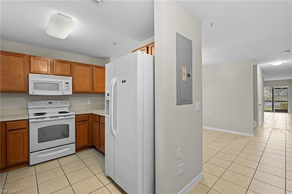 9073 Gervais Cir 1005, Naples, FL 34120-9