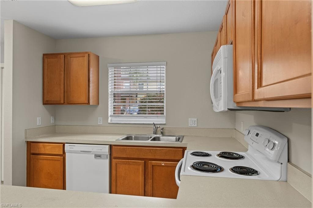 9073 Gervais Cir 1005, Naples, FL 34120-10
