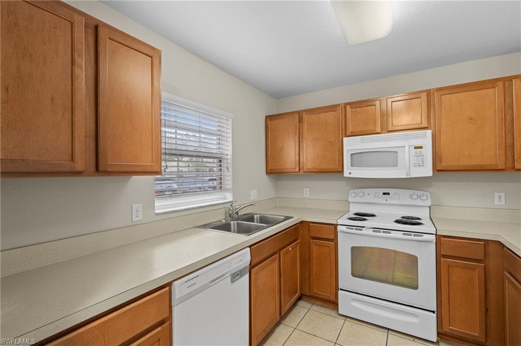 9073 Gervais Cir 1005, Naples, FL 34120-11