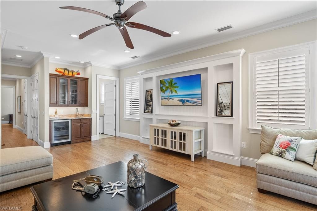 5078 Andros Dr, Naples, FL 34113-17