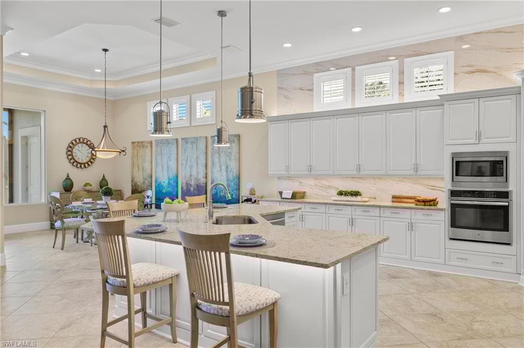 5078 Andros Dr, Naples, FL 34113-18