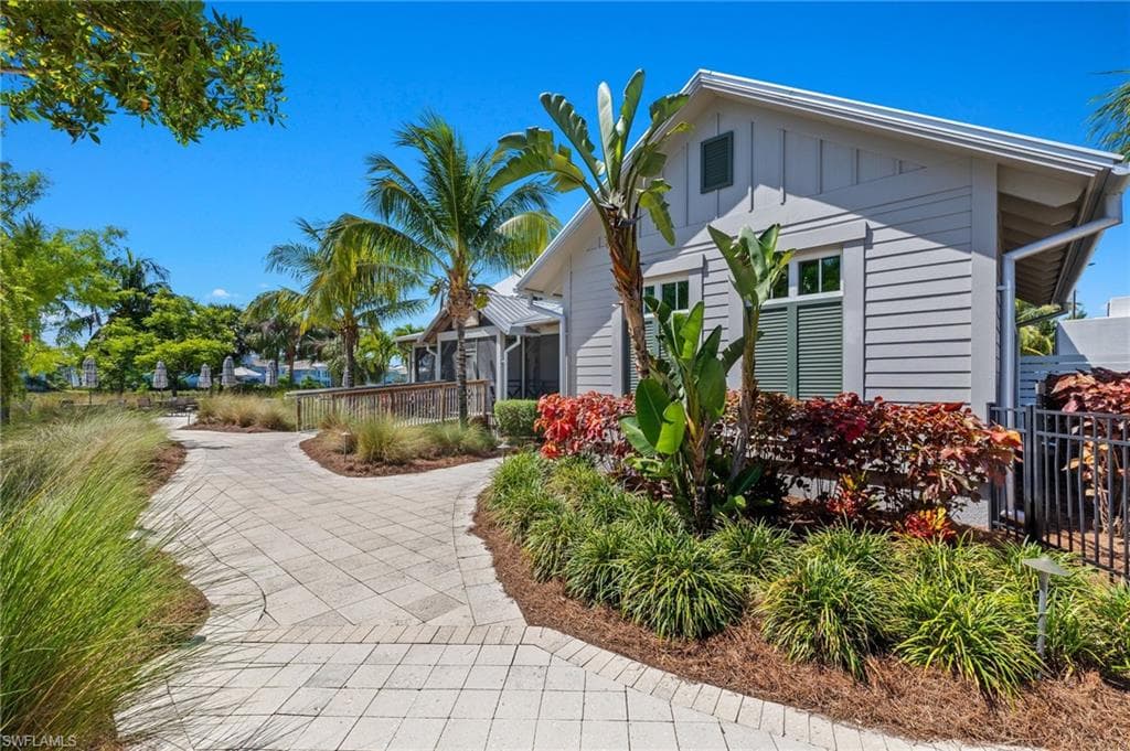 5078 Andros Dr, Naples, FL 34113-40