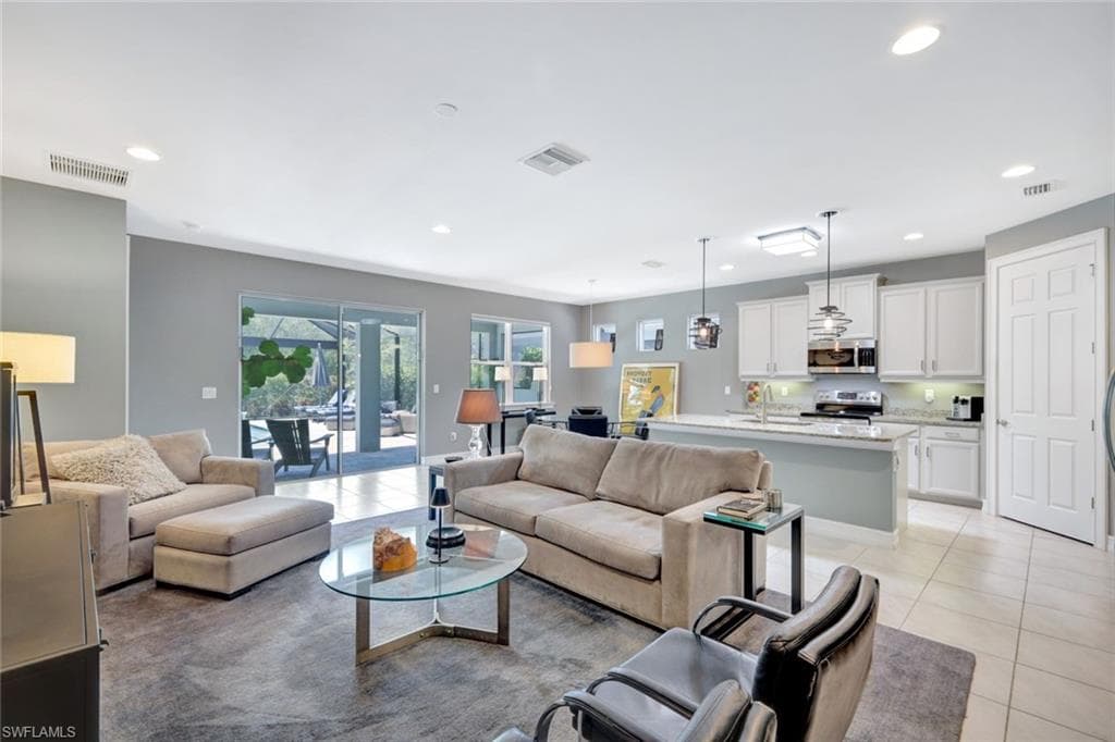 28188 Seasons Tide Ave, Bonita Springs, FL 34135-4