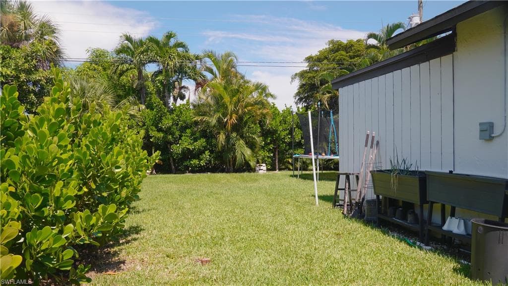 759 100th Ave N, Naples, FL 34108-13