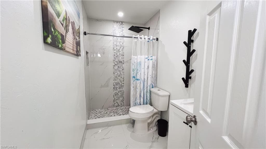 759 100th Ave N, Naples, FL 34108-26