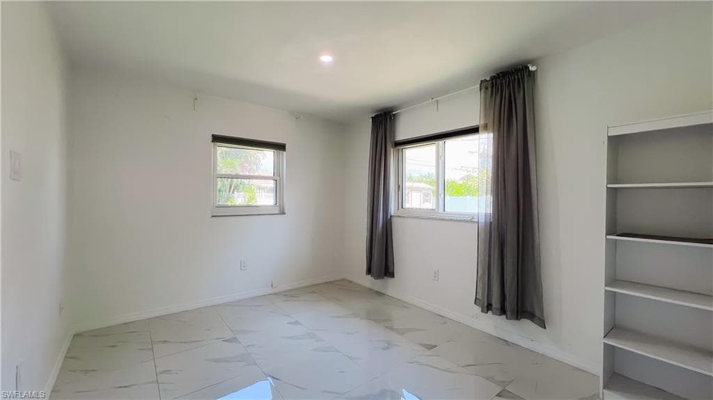759 100th Ave N, Naples, FL 34108-30