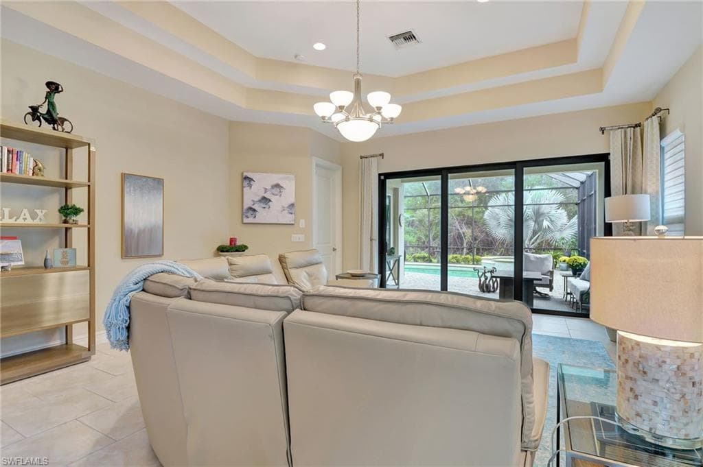 6620 Roma Way, Naples, FL 34113-11
