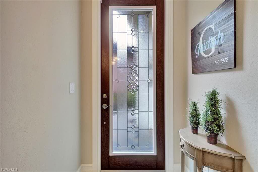6620 Roma Way, Naples, FL 34113-20