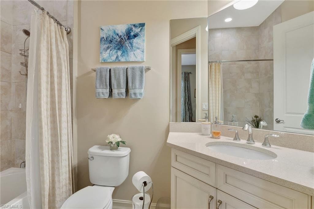 6620 Roma Way, Naples, FL 34113-28