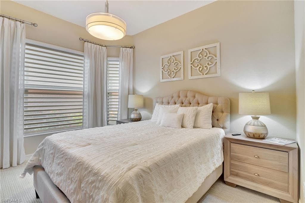 6620 Roma Way, Naples, FL 34113-33