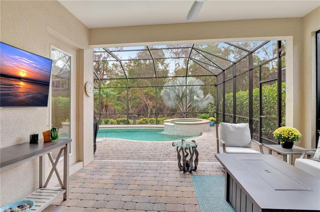 6620 Roma Way, Naples, FL 34113-36
