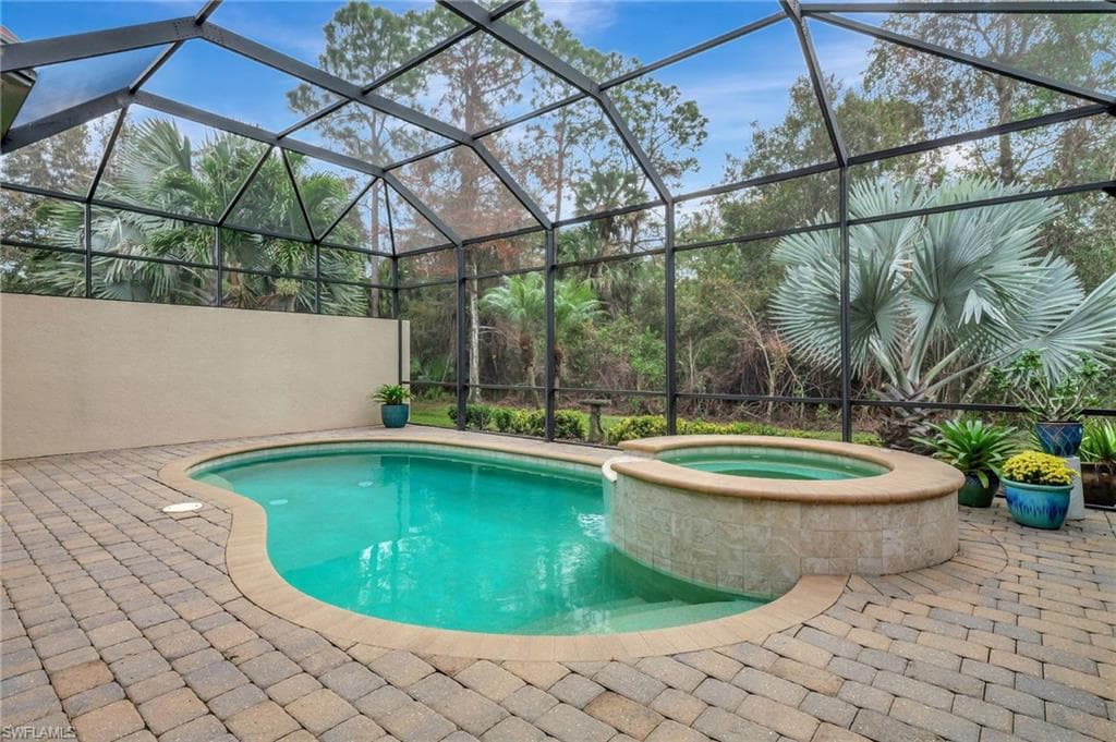 6620 Roma Way, Naples, FL 34113-39