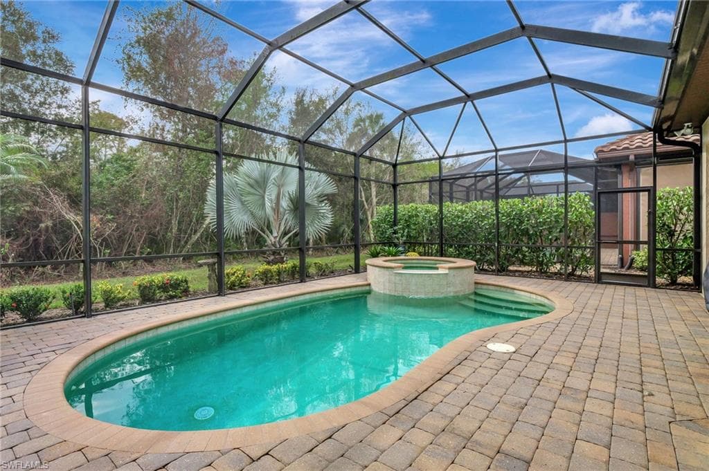 6620 Roma Way, Naples, FL 34113-40