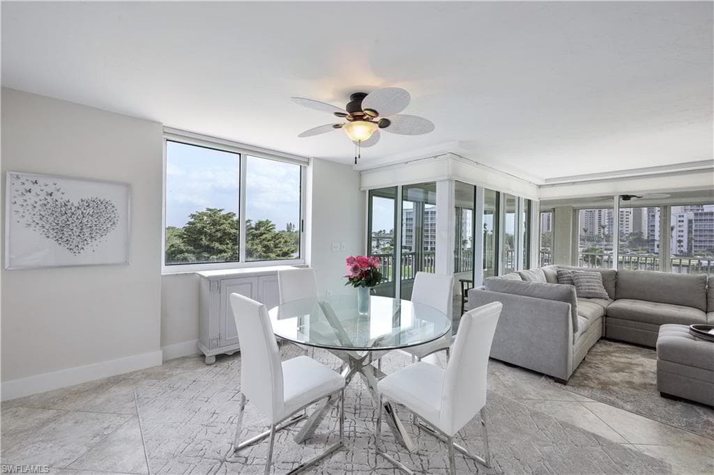 25 Bluebill Ave A-201, Naples, FL 34108-15
