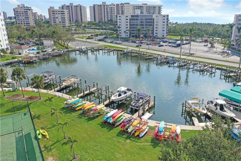 25 Bluebill Ave A-201, Naples, FL 34108-4