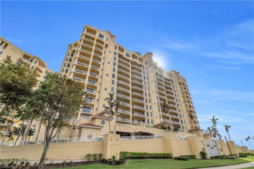 6081 Silver King Blvd 202, Cape Coral, FL 33914-1