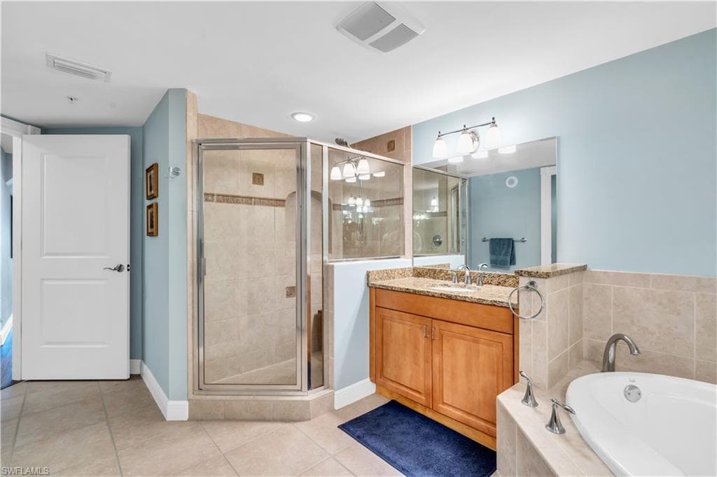 6081 Silver King Blvd 202, Cape Coral, FL 33914-22