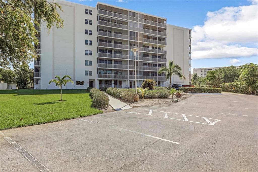 5 Bluebill Ave 205, Naples, FL 34108-15