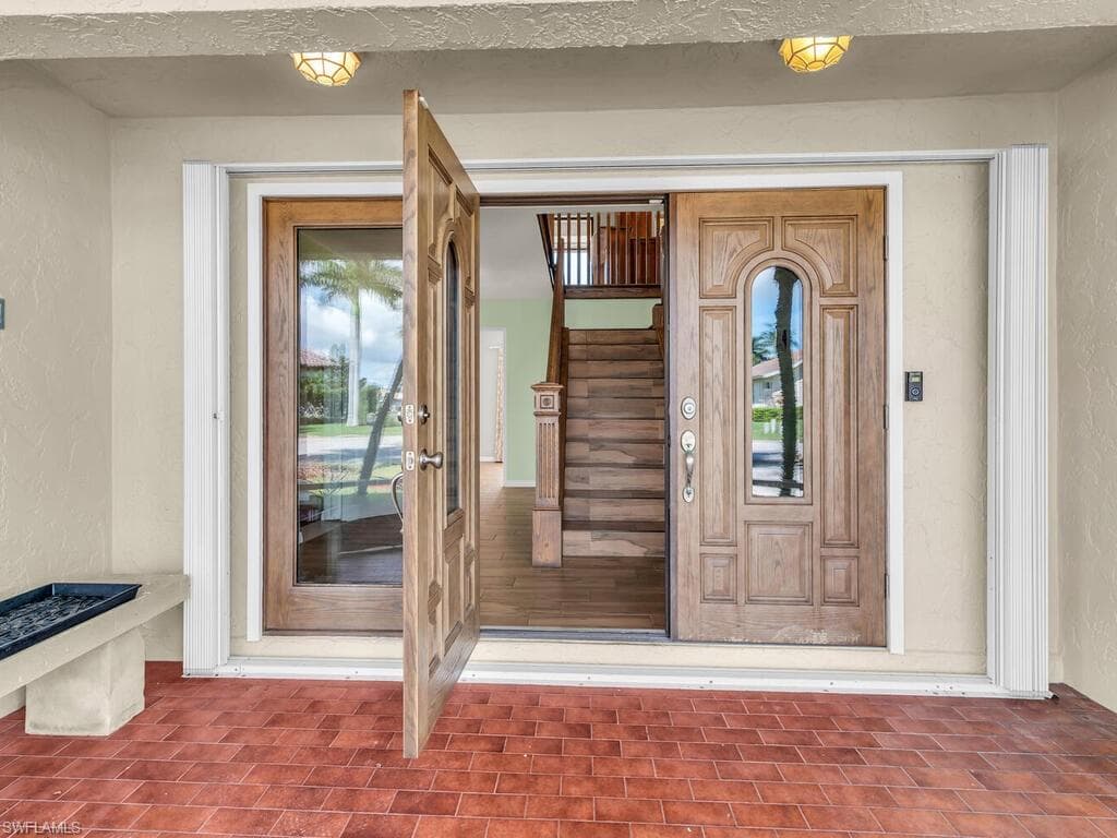 1179 Lighthouse Ct, Marco Island, FL 34145-10