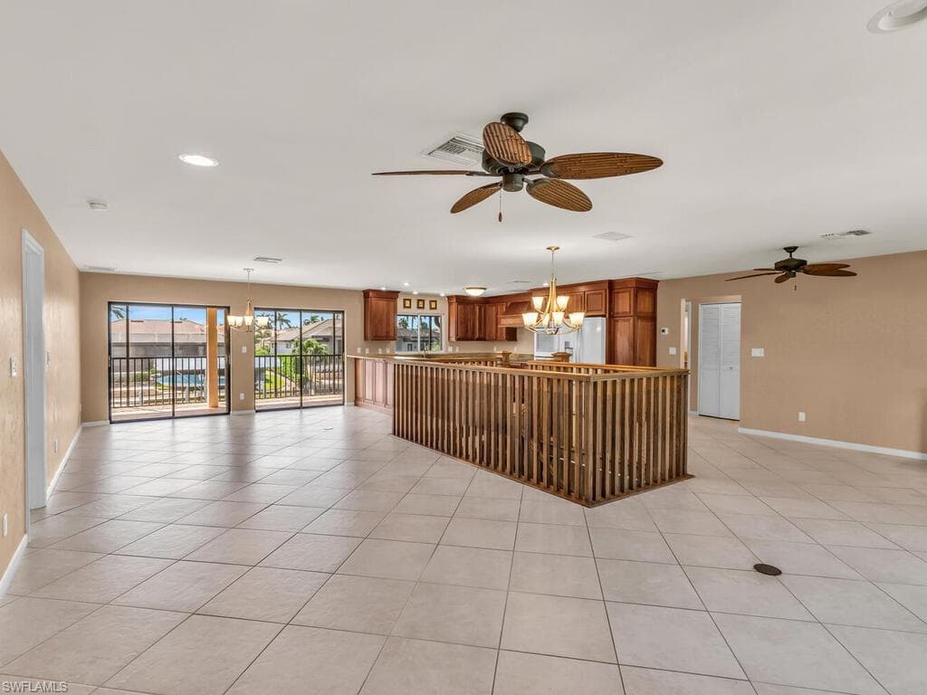 1179 Lighthouse Ct, Marco Island, FL 34145-19