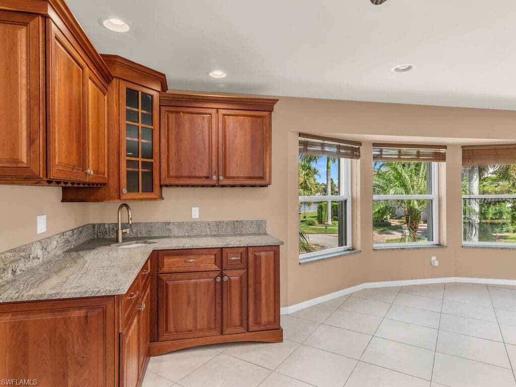 1179 Lighthouse Ct, Marco Island, FL 34145-20