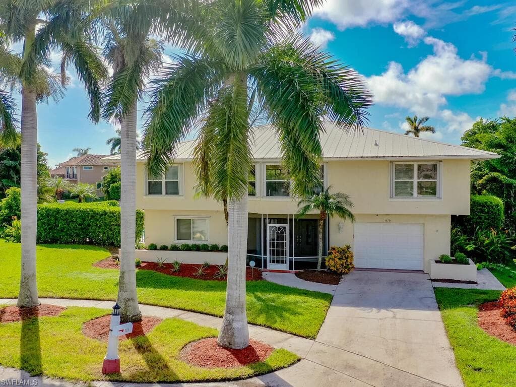 1179 Lighthouse Ct, Marco Island, FL 34145-2