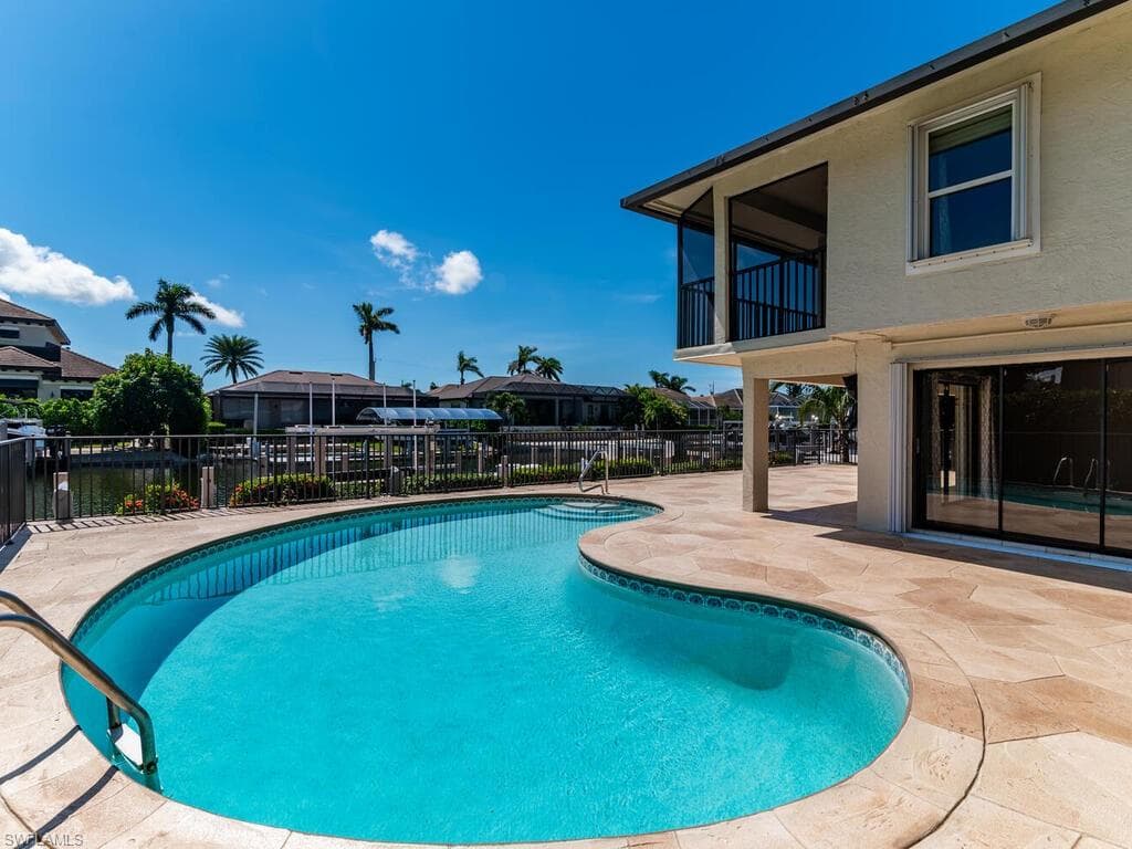 1179 Lighthouse Ct, Marco Island, FL 34145-36