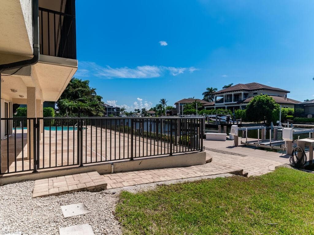 1179 Lighthouse Ct, Marco Island, FL 34145-37
