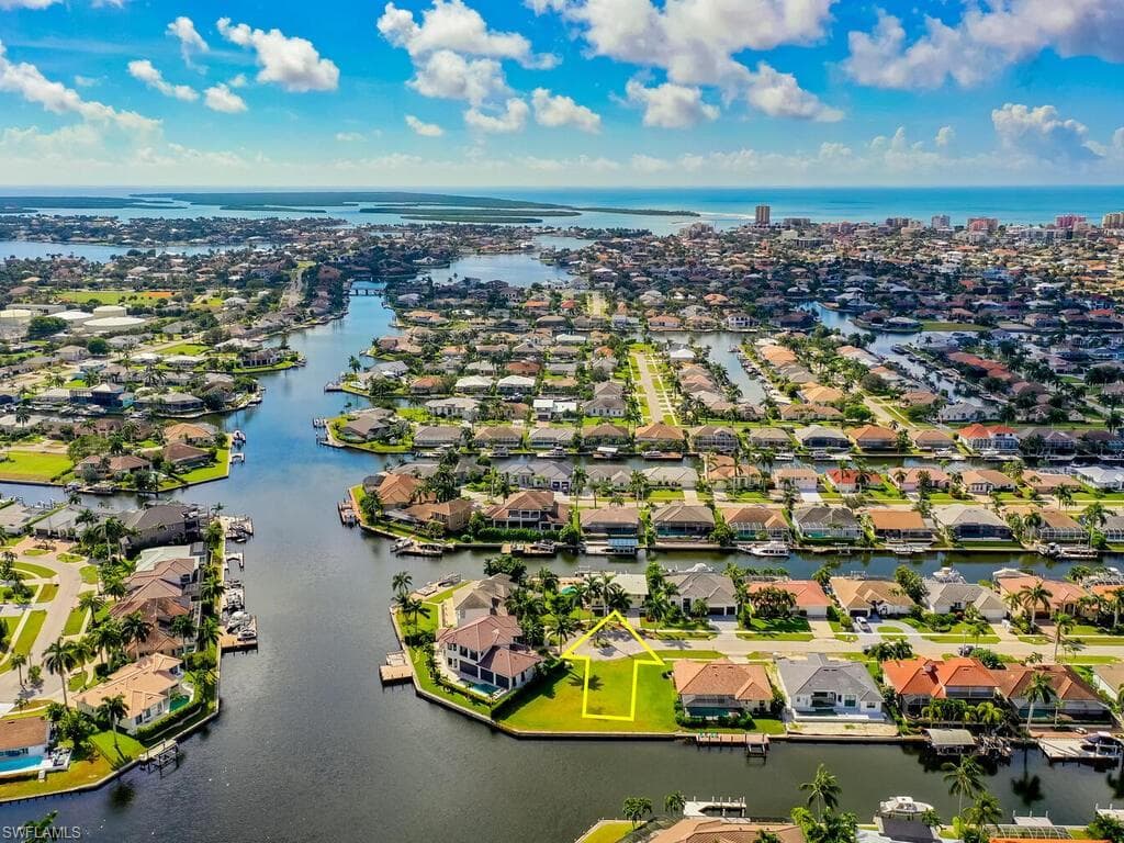 1179 Lighthouse Ct, Marco Island, FL 34145-41
