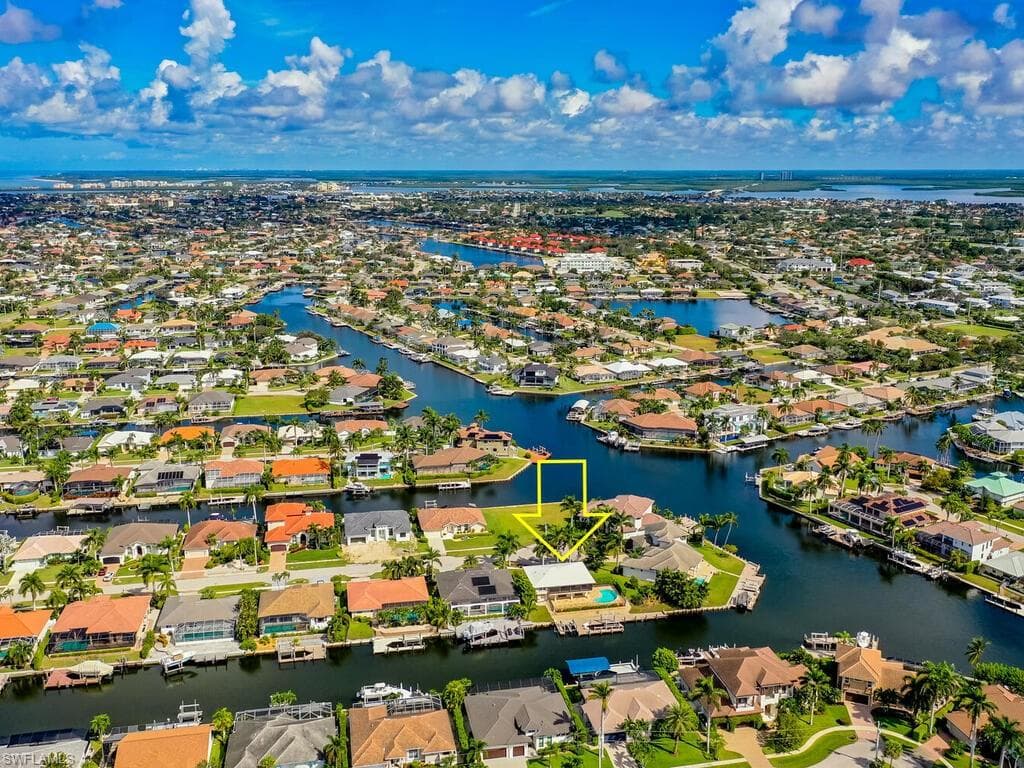 1179 Lighthouse Ct, Marco Island, FL 34145-43