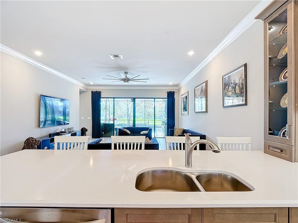 4310 Aurora St, Naples, FL 34119-13