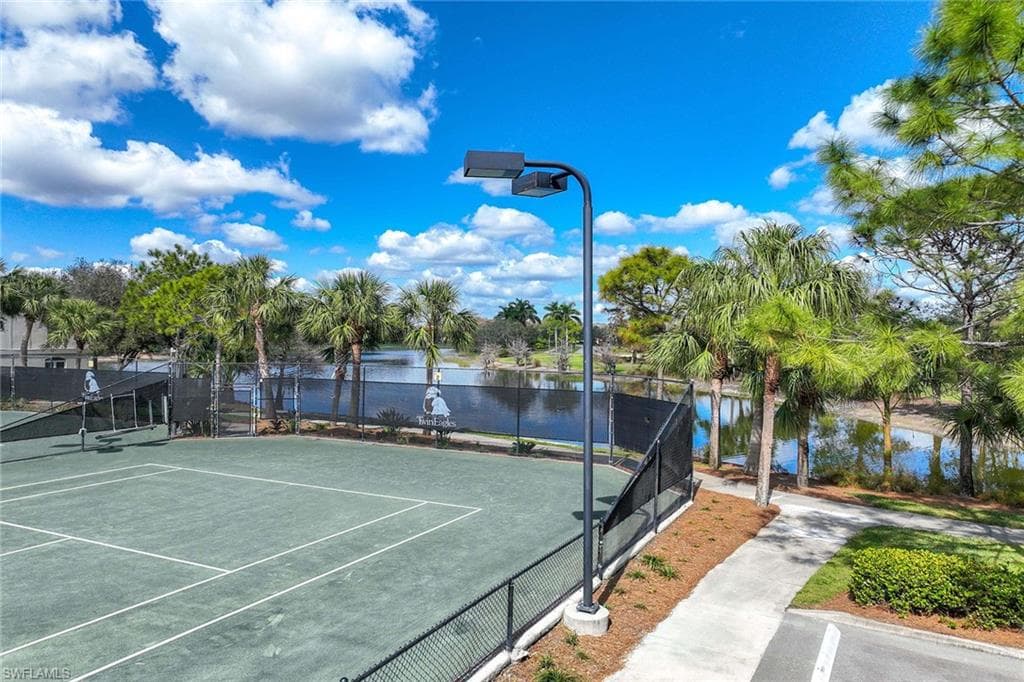 11845 Bramble Ct, Naples, FL 34120-40