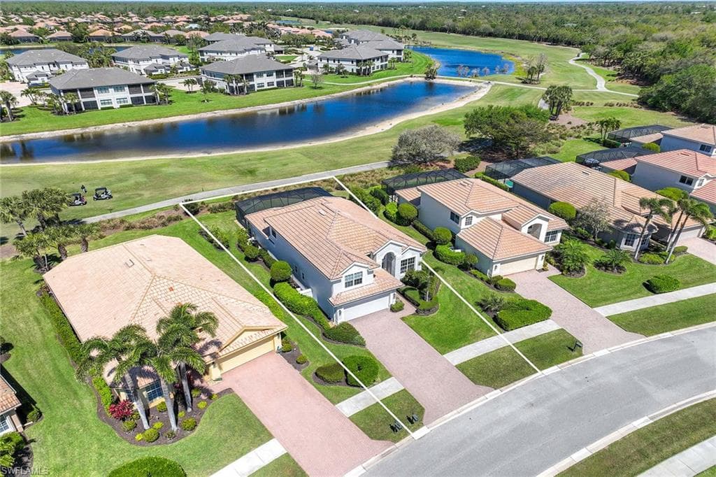 11845 Bramble Ct, Naples, FL 34120-4