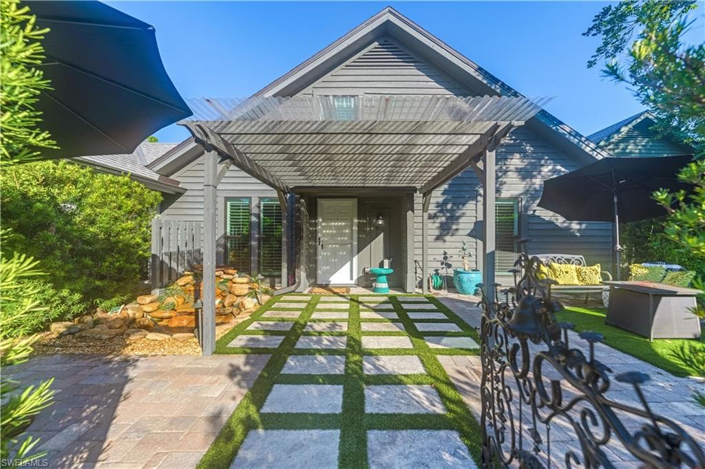 1311 Solana Rd A-2, Naples, FL 34103-3