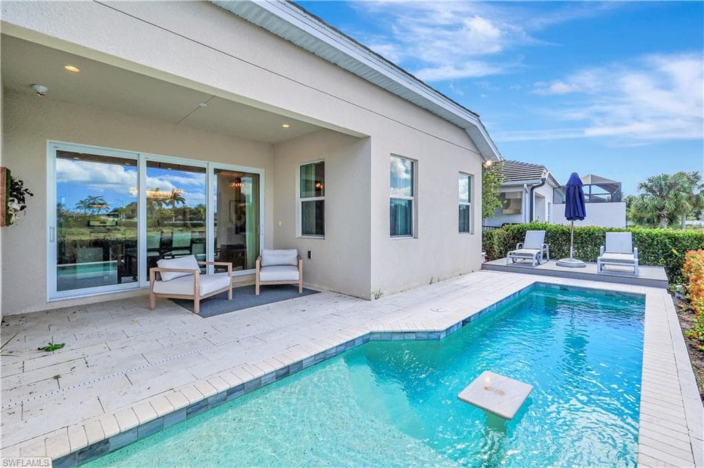 8825 Saint Lucia Dr, Naples, FL 34114-26