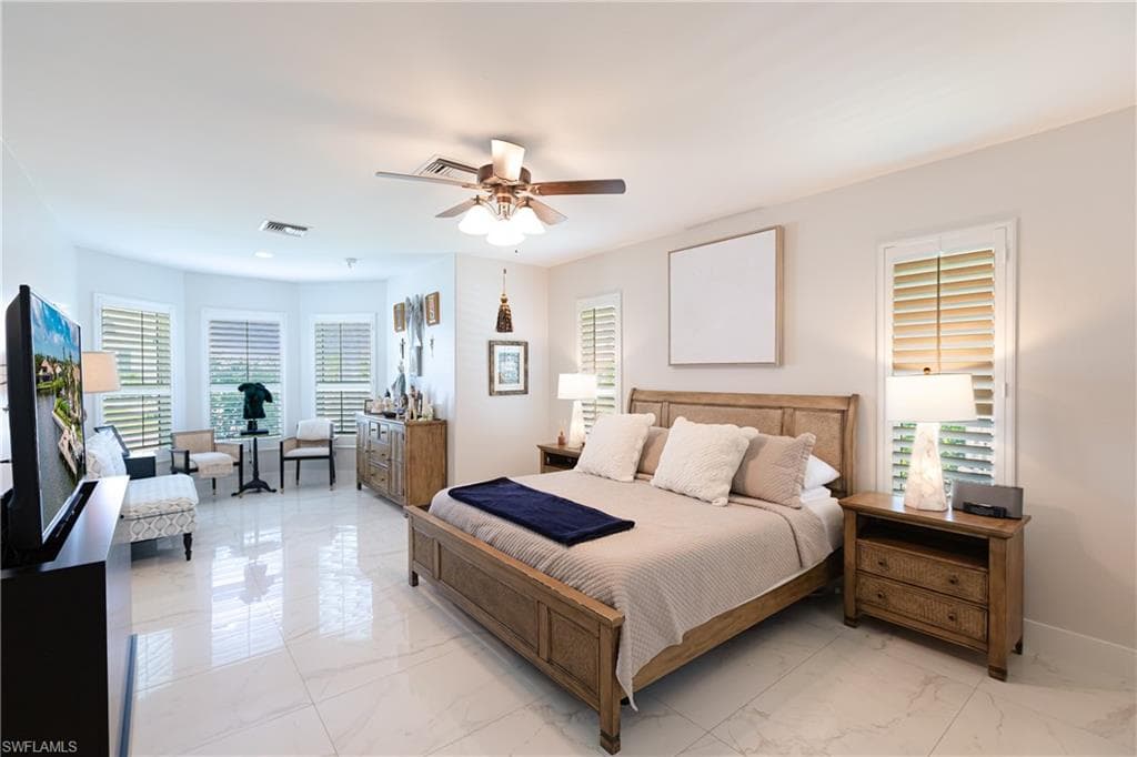1045 Cottonwood Ct, Marco Island, FL 34145-24