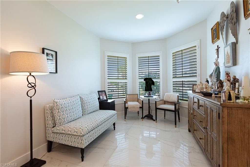 1045 Cottonwood Ct, Marco Island, FL 34145-26