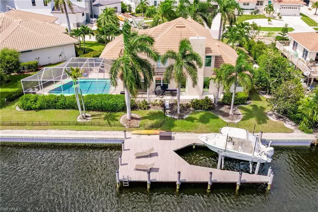 1045 Cottonwood Ct, Marco Island, FL 34145-36