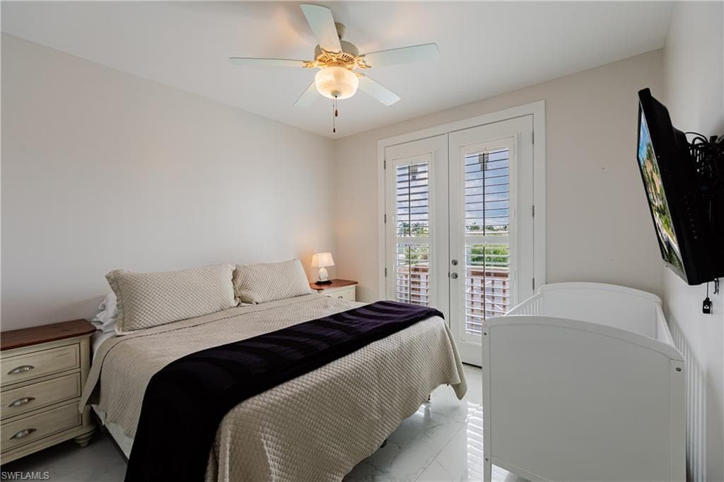 1045 Cottonwood Ct, Marco Island, FL 34145-47