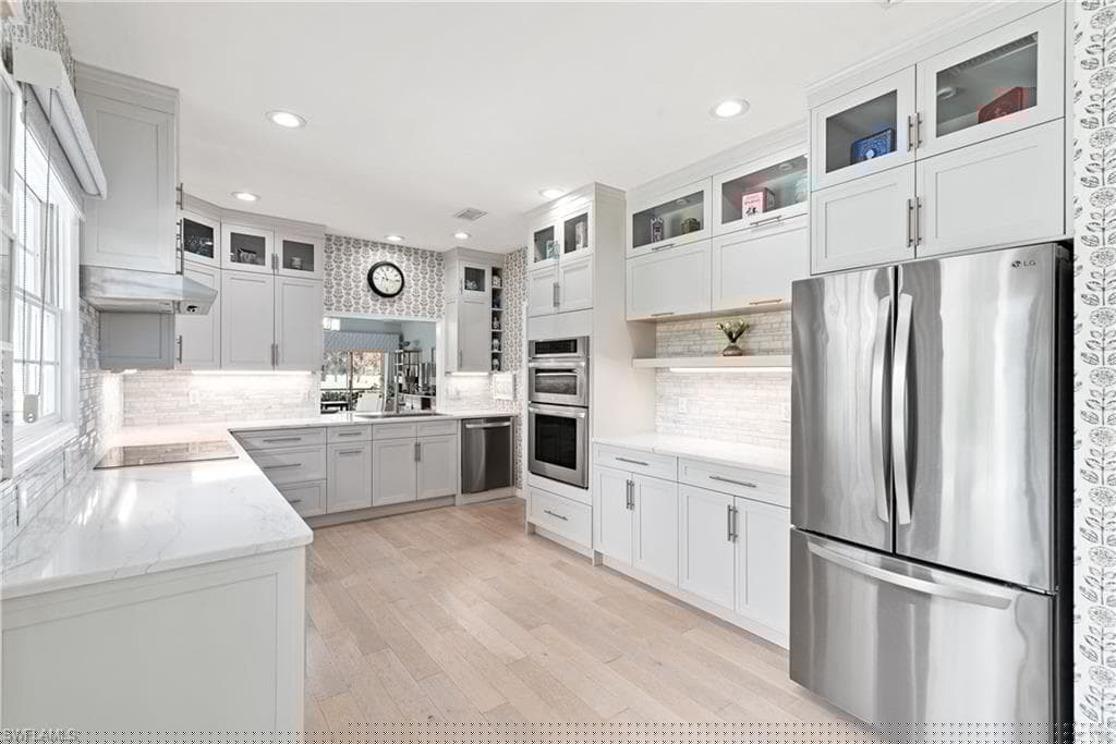 28 Golf Cottage Dr, Naples, FL 34105-12