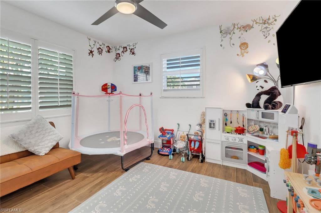 27099 Belle Rio Dr, Bonita Springs, FL 34135-19