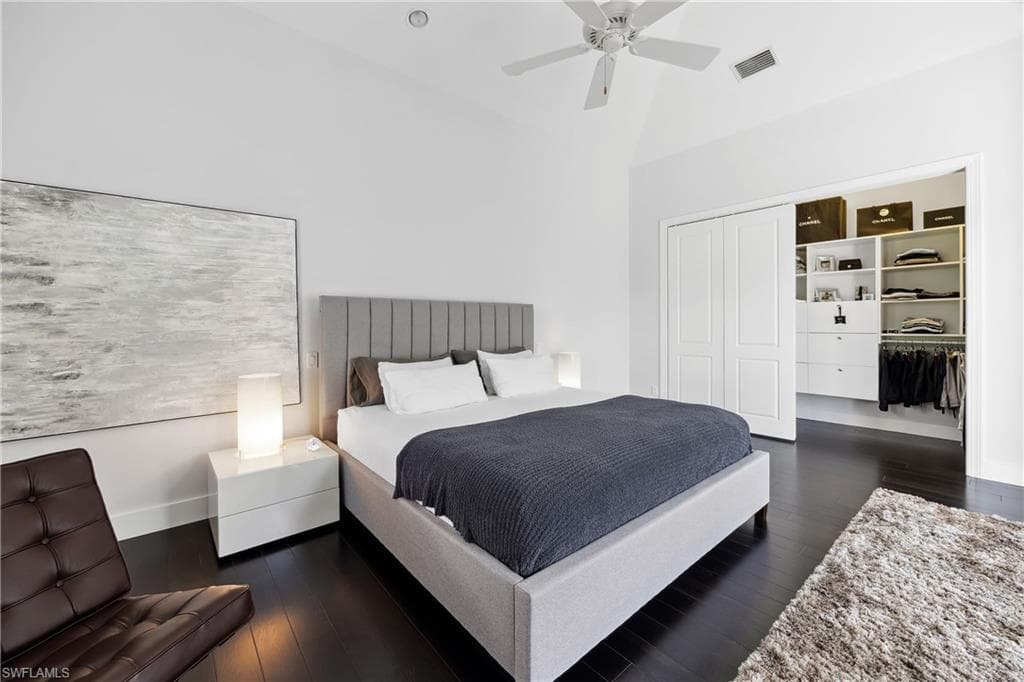 299 Mermaids Bight, Naples, FL 34103-15